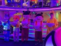 -巴特餐饮6加1音乐餐吧·新疆菜