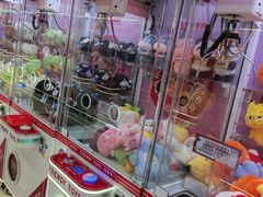 -鸿通城购物中心