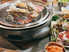 -围炉肉舍•炭烤活鳗•丹东海鲜烤肉(步行街店)