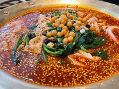 -张翻越·川渝冒菜·武汉黑鸭煲(城北万象城店)