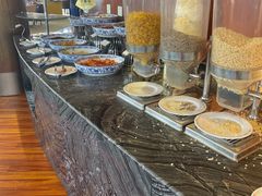 -汇泉王朝大饭店