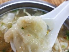 -荣巷小馄饨(荣巷店)