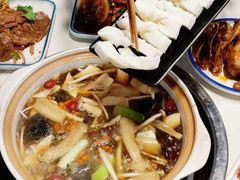 -土连锅·现熬养生汤锅(梁家巷店)