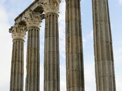 -埃武拉罗马神庙