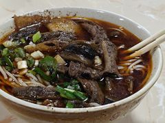 -铭记嘎洒生态鳝鱼(迎春街店)