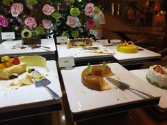 -松山湖凯悦酒店·Café自助餐厅·周末火舞秀表演