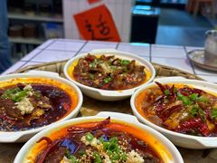 -巴卤社老火锅(财富店)