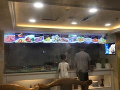 -加尔森烤肉海鲜·火锅烧烤自助