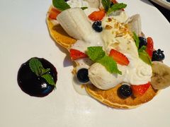 鲜奶油水果松饼-blend咖啡部落(卓悦中心店)