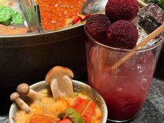 -三出山火锅(南京万象天地店)