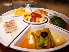 锦绣六小拼-粤小馆(天安云谷店)