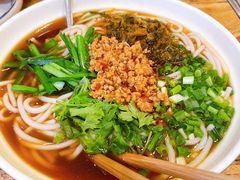 纯正云南小锅米线-遇见阿家村云南菜(魏公村店)