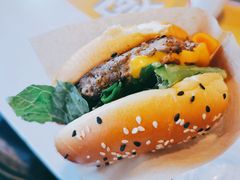 安格斯厚牛培根堡套餐-麦当劳(铜锣湾店)