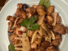 -雀舞云南菜(天津天河城购物中心店)