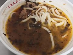 -文山荷鲜居(翠湖店)