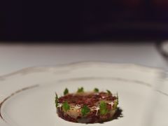 鳌虾牛肉塔塔配酸面包脆片-Oyster Talks 四度蚝法餐厅