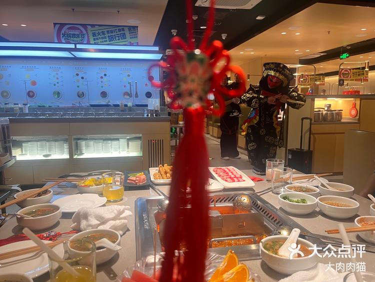 3月20日 19:05 关注 海底捞太牛了吧 公司聚餐选在仙林金鹰附近海底捞