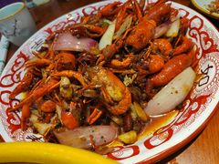 -休记光头香辣蟹干锅(绵竹店)
