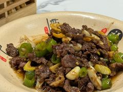 -何永光123鲜牛肉馆(1号店)