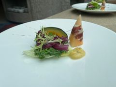 -亮马河饭店翠雅咖啡厅