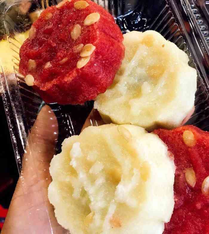 万福兴糕团-"苏州人的糕点很出名,对于苏州人来说是老字.