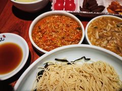 -裕兴记•蟹黄面馆(人民广场店)