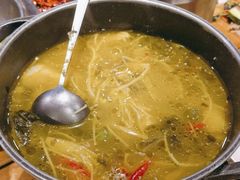 -隔壁老王·家常云南菜(花巷店)