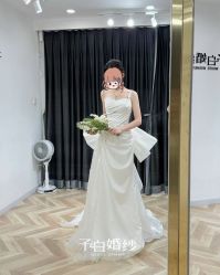 -予白婚纱礼服馆