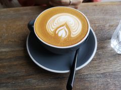 拿铁-RAC BAR(安福路店)