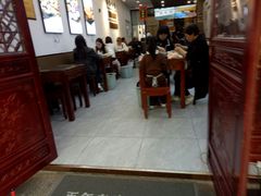 -百年老字号·观振兴蟹黄面·三虾面·苏式面(观前街富仁坊巷店)