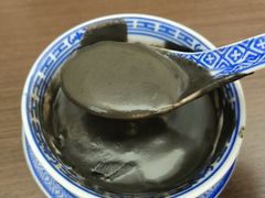 -广信牛奶甜品世家(台东店)