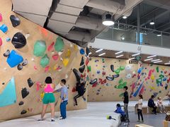 -ROCKPLUS攀岩馆(环宇城店)