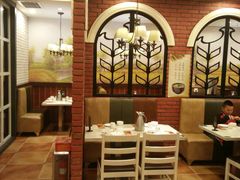 -闫府私房菜(经四路万达店)