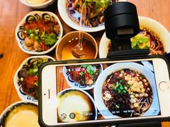 -兵哥豌豆面(雅颂居店)