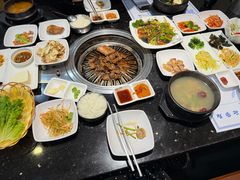 -青松馆韩国料理(香港中路佳世客店)