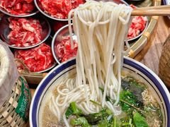 -云阿蛮云南生烫牛肉米线(奉贤路店)
