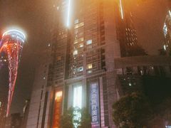 -日月光中心广场