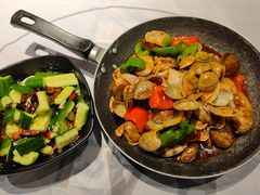 凉拌黄瓜-巴厘龙虾·榜首油焖大虾(音乐学院·沿江酒馆店)
