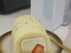 -顶东面包花园·生日蛋糕(世博店)