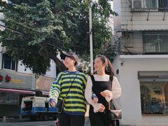-溪岸路花鸟市场