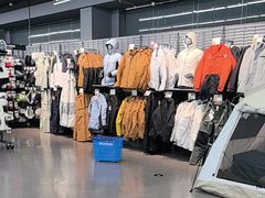 -迪卡侬(越秀公园店)
