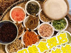 -包整·丝娃娃(一览甲秀楼风景店)