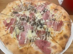 -城市大道红炉披萨烘焙坊