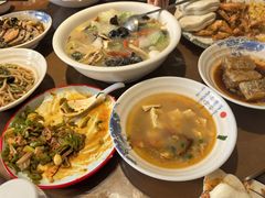 -蓝田九大碗民俗食府(蓝田店)