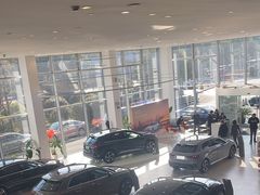 -上海永达奥诚奥迪4S店(申江路店)