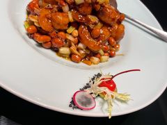 宫保虾球-铜锣湾·有麝自然香(渝北财富中心店)