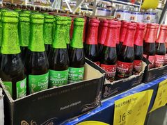 -黄五箱进口网红仓(金沙滩啤酒城店)