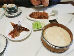 -梅利汴京烤鸭•开封豫菜地标店(东大街店)