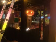 -城墙外BAR