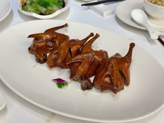 红烧乳鸽-国龙大酒店-中餐厅